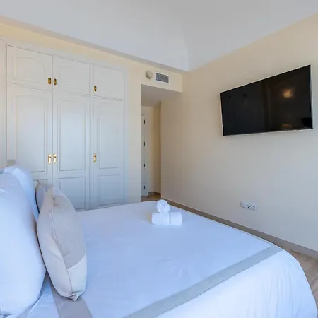 Apartment Atico Dentro De La Isla Puerto Marina - *