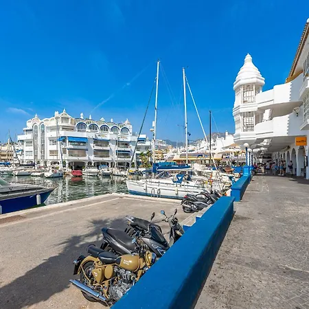Atico Dentro De La Isla Puerto Marina - Appartamento *